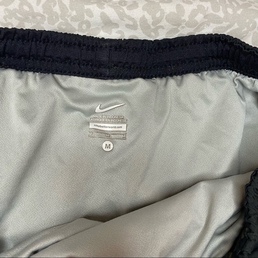 Nike Running Shorts Black Medium Athletic Workout - Picture 7 of 7
